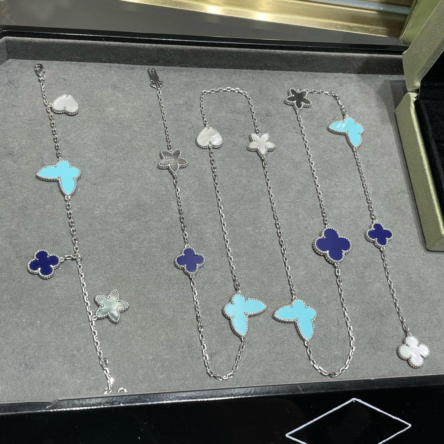 [Renovia Jewelry]LUCKY CLOVER SILVER 11 MOTIF NECKLACE