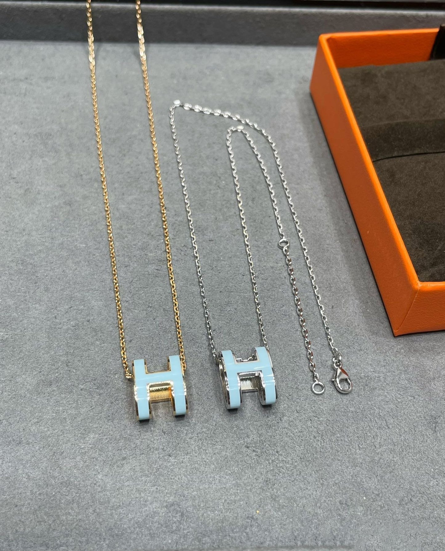[Renovia Jewelry]POP H SKY BLUE NECKLACE