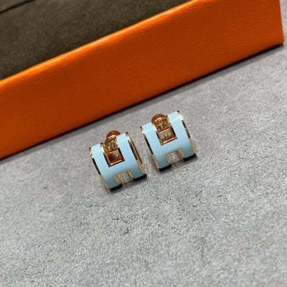 [Renovia Jewelry]POP H SKY BLUE STUD EARRINGS