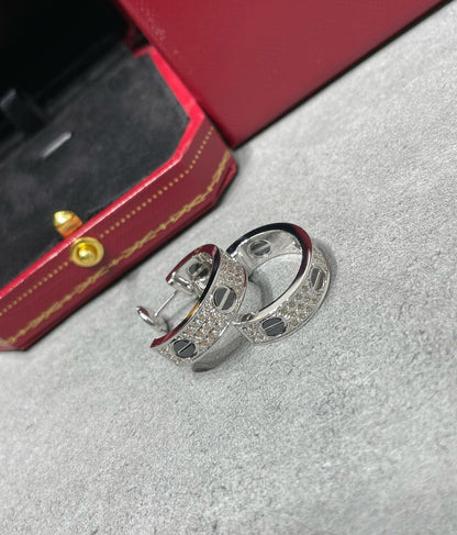 [Renovia Jewelry]LOVE CERAMIC DIAMOND PAVED SILVER EARRINGS