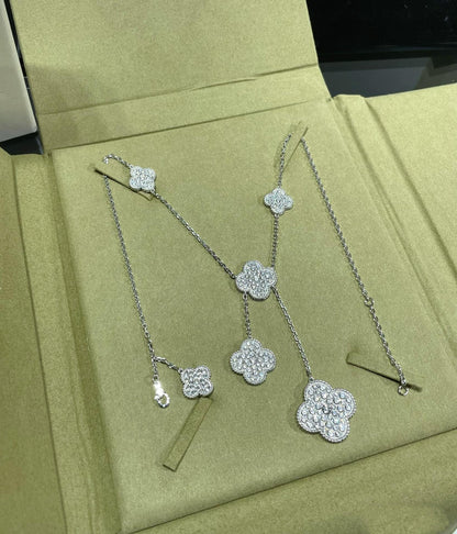 [Renovia Jewelry]CLOVER 6 MOTIF DIAMOND PAVED NECKLACE