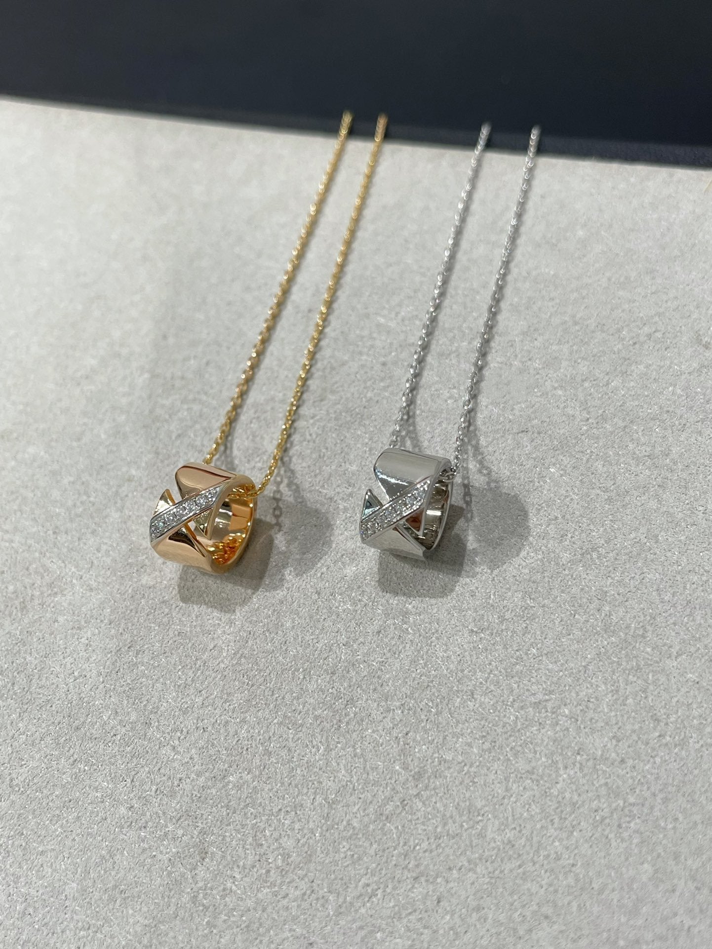 [Renovia Jewelry]LIENS EVIDENCE DIAMOND NECKLACE