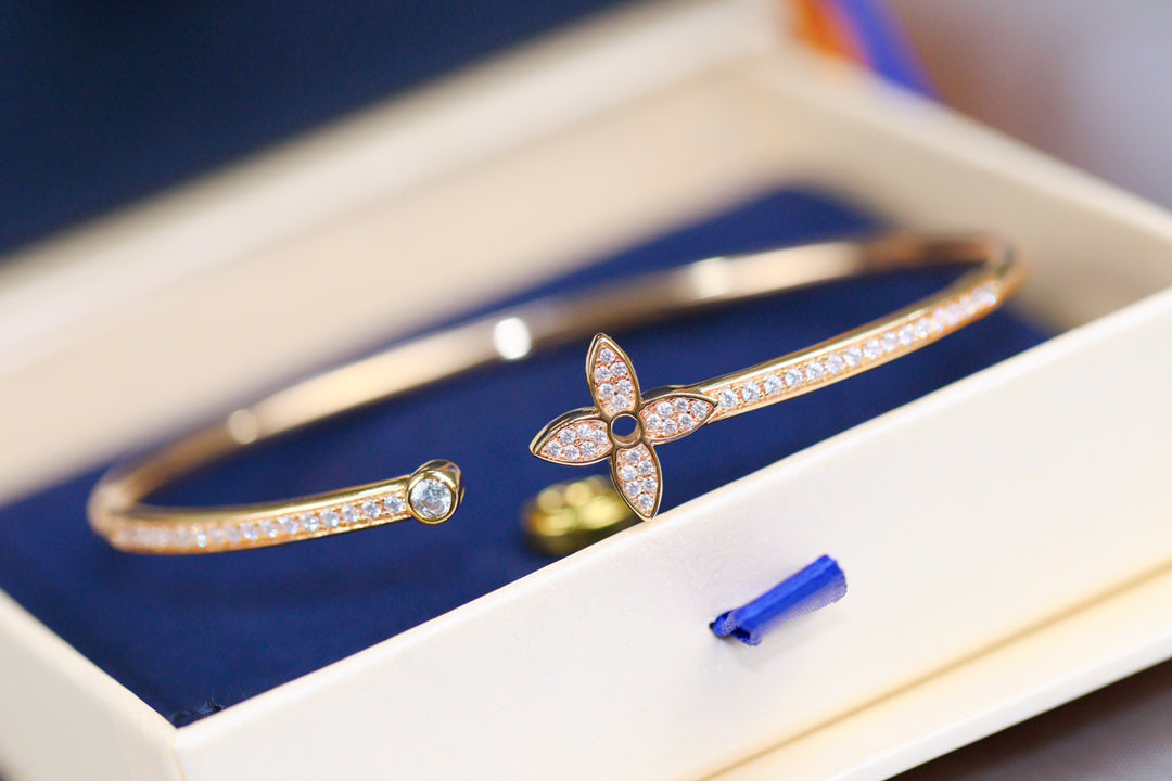 [Renovia Jewelry]IDYLLE PINK GOLD OPEN BRACELET DIAMOND PAVED