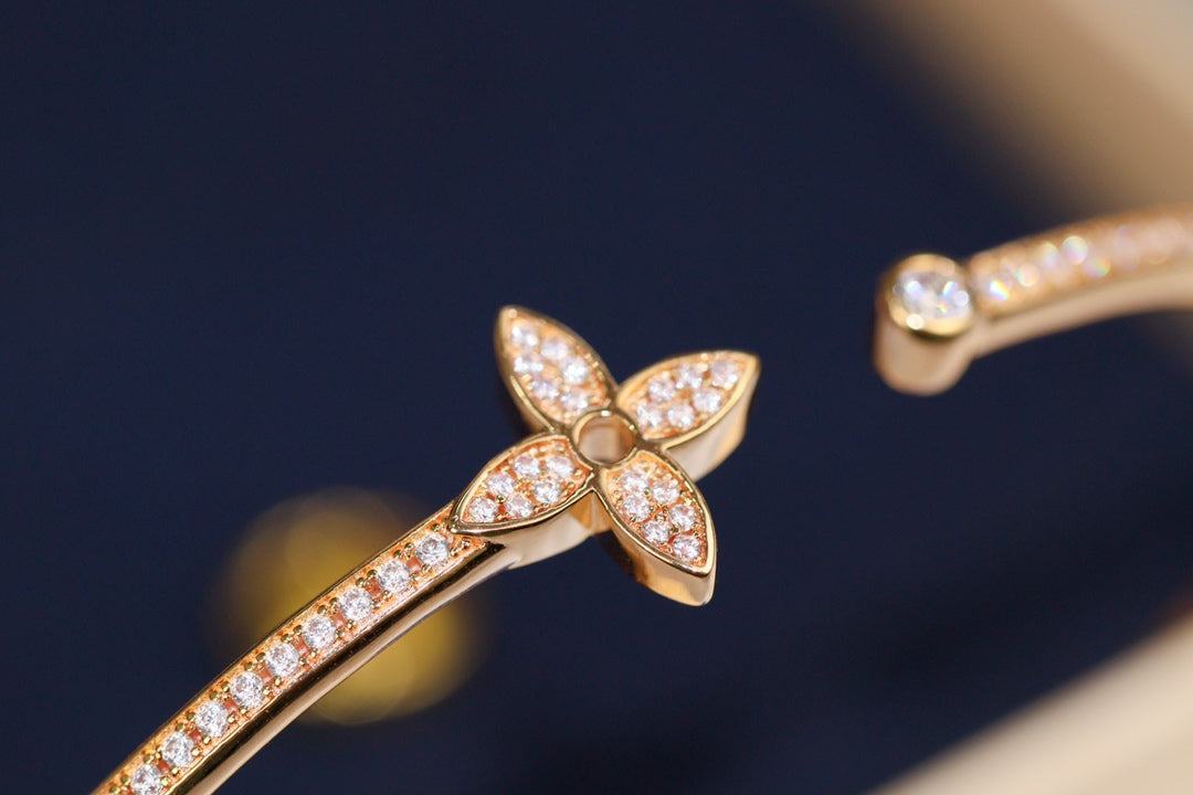 [Renovia Jewelry]IDYLLE PINK GOLD OPEN BRACELET DIAMOND PAVED