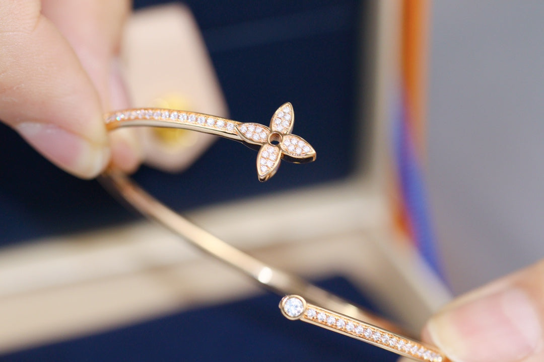 [Renovia Jewelry]IDYLLE PINK GOLD OPEN BRACELET DIAMOND PAVED