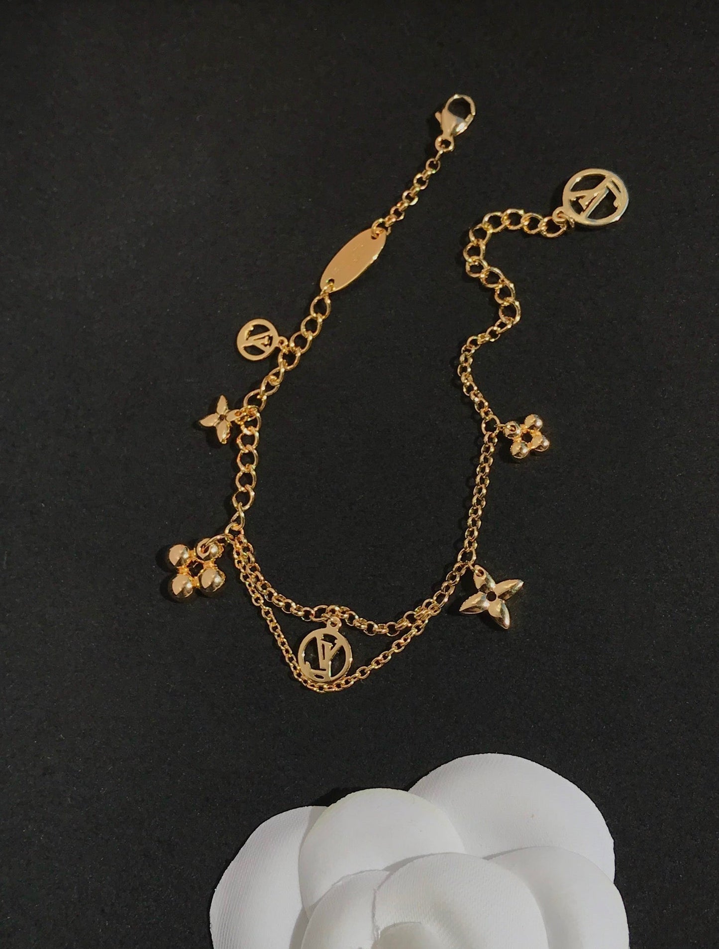 [Renovia Jewelry]BLOOMING PINK GOLD MOP BRACELET
