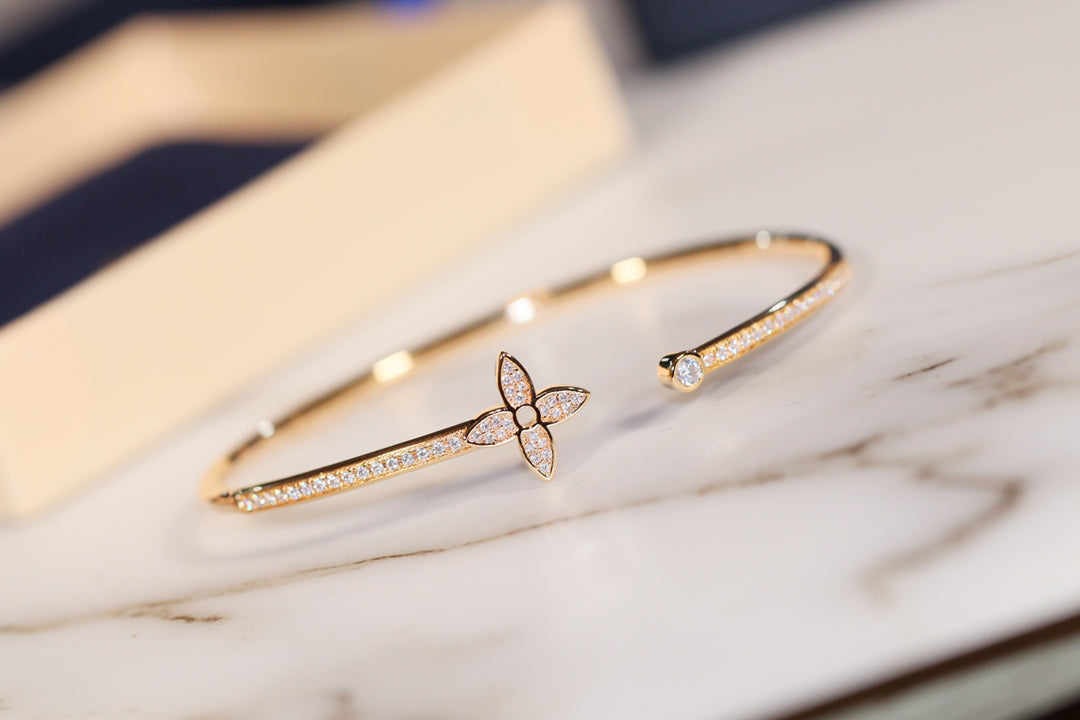 [Renovia Jewelry]IDYLLE GOLD OPEN BRACELET DIAMOND PAVED