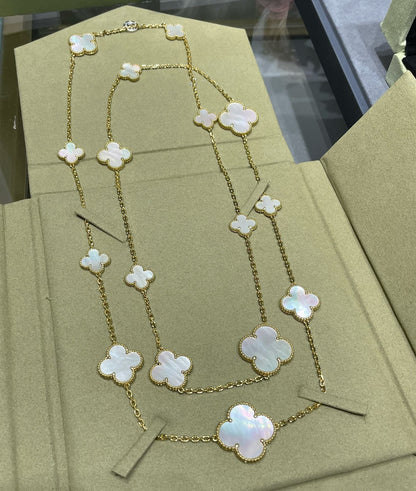 [Renovia Jewelry]CLOVER 16 MOTIF WHITE MOP GOLD NECKLACE