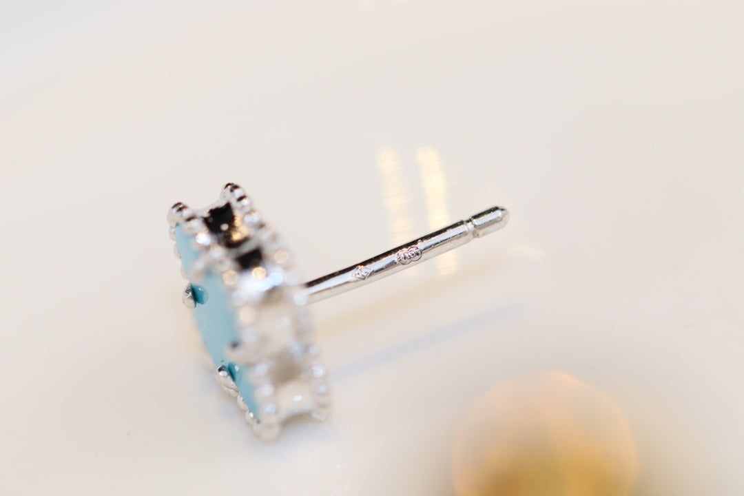 [Renovia Jewelry]CLOVER MINI TURQUOISE SILVER STUD EARRINGS