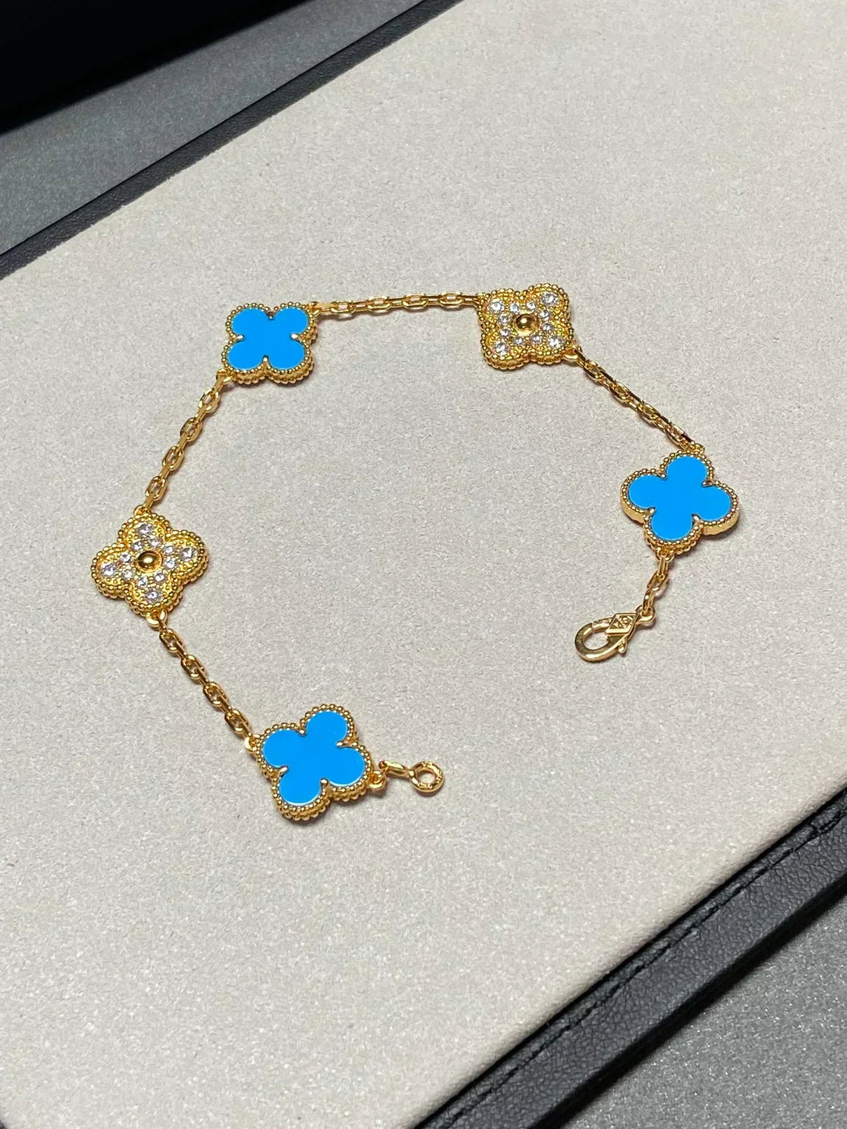 [Renovia Jewelry] CLOVER 5 MOTIF BLUE AGATE BRACELET COLLECTION