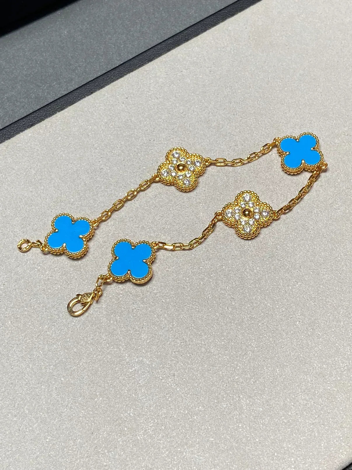 [Renovia Jewelry] CLOVER 5 MOTIF BLUE AGATE BRACELET COLLECTION