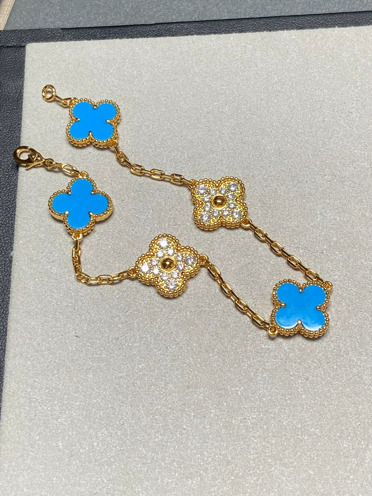 [Renovia Jewelry] CLOVER 5 MOTIF BLUE AGATE BRACELET COLLECTION