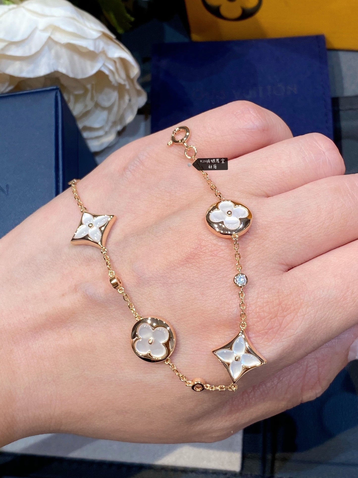 [Renovia Jewelry]STAR AND SUN 4 MOTIF WHITE MOP PINK GOLD BRACELET