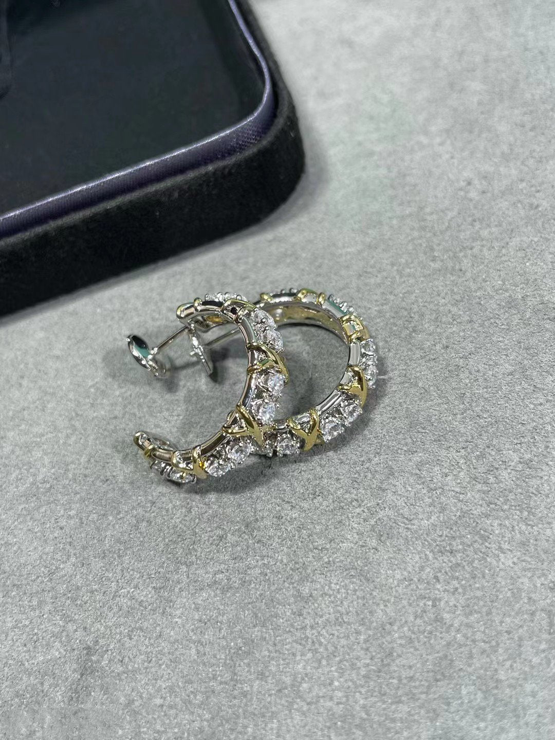[Renovia Jewelry]SCHLUMBERGER GOLD DIAMOND EARRINGS