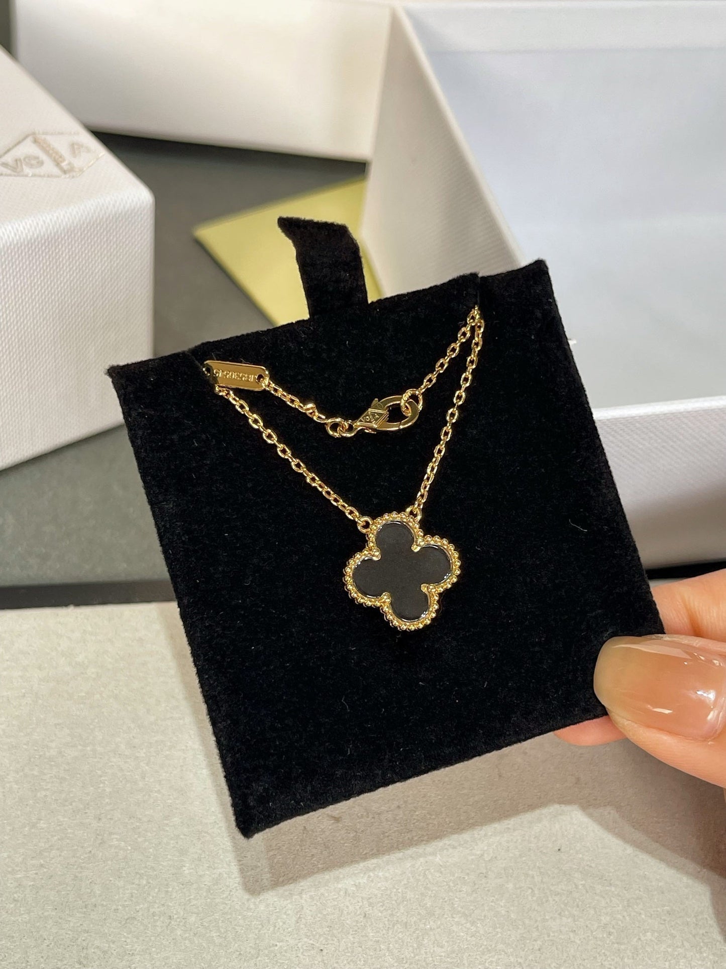 [Renovia Jewelry]CLOVER ROCK CRYSTAL ROSE GOLD NECKLACE