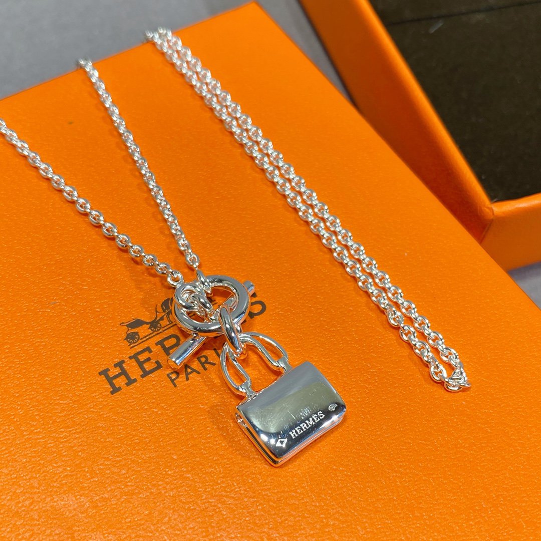[Renovia Jewelry]CONSTANCE PEDANT SILVER NECKLACE