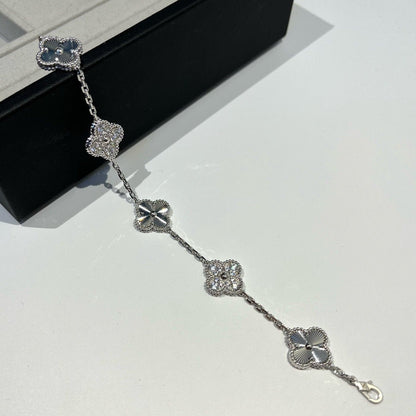 [Renovia Jewelry] CLOVER 5 MOTIF LASER BRACELET COLLECTION