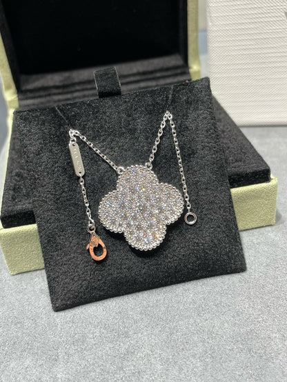 [Renovia Jewelry]CLOVER 25MM LARGE PENDANT DIAMOND PAVED SILVER NECKLACE