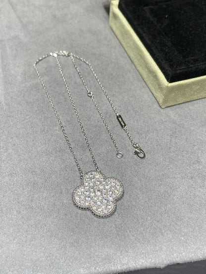 [Renovia Jewelry]CLOVER 25MM LARGE PENDANT DIAMOND PAVED SILVER NECKLACE
