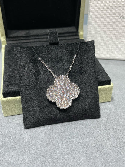 [Renovia Jewelry]CLOVER 25MM LARGE PENDANT DIAMOND PAVED SILVER NECKLACE