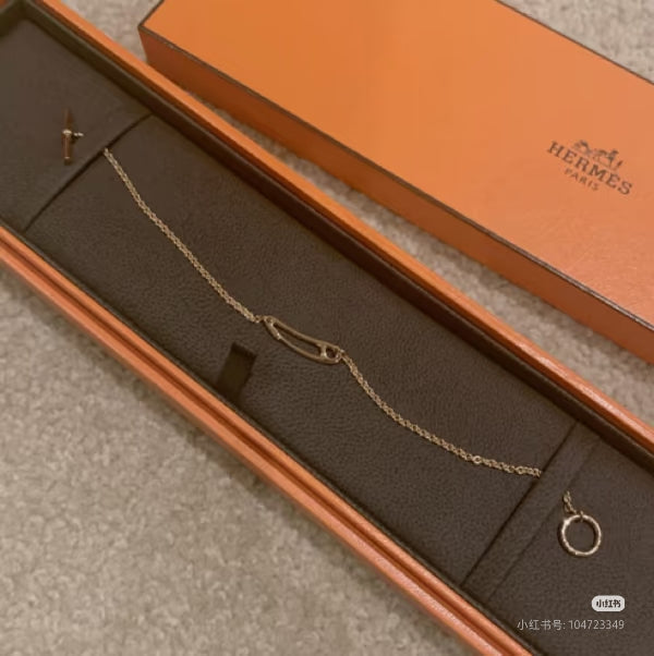 [Renovia Jewelry]Brooch Necklace