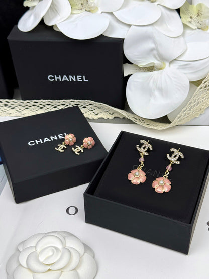 [Renovia Jewelry]26C Pink Camellia Enamel Pendant with Double C Earrings