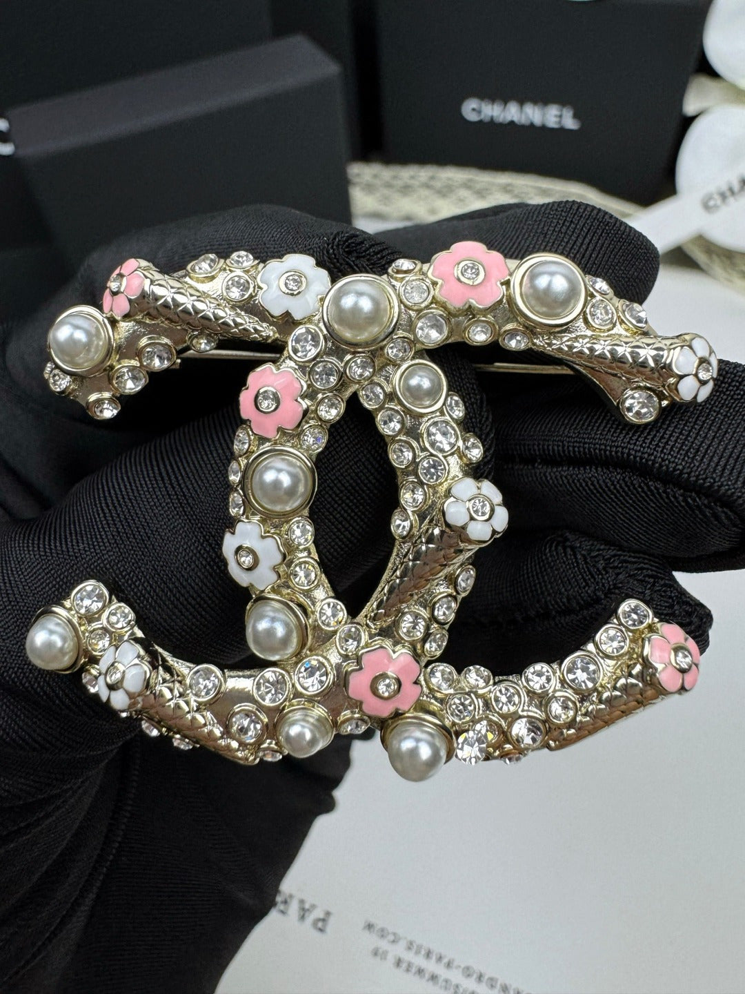 [Renovia Jewelry]26C Pink-White Enamel Ice Cream Cone Double C Brooch