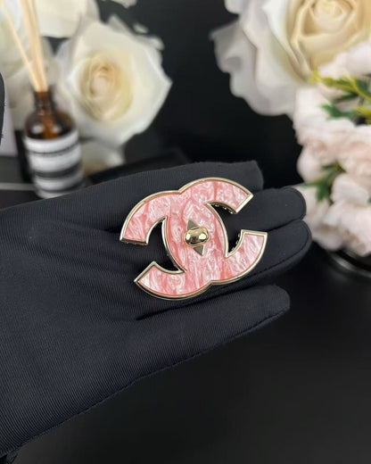 [Renovia Jewelry]Pink Resin Classic Brooch 5cm