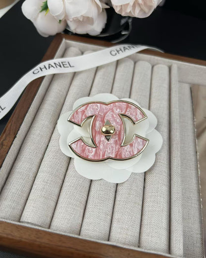 [Renovia Jewelry]Pink Resin Classic Brooch 5cm