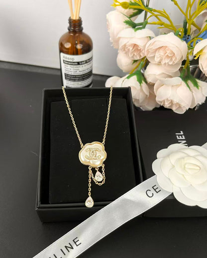 [Renovia Jewelry]Cloud Pearl Mother-of-Pearl Diamond Chain Pendant Necklace