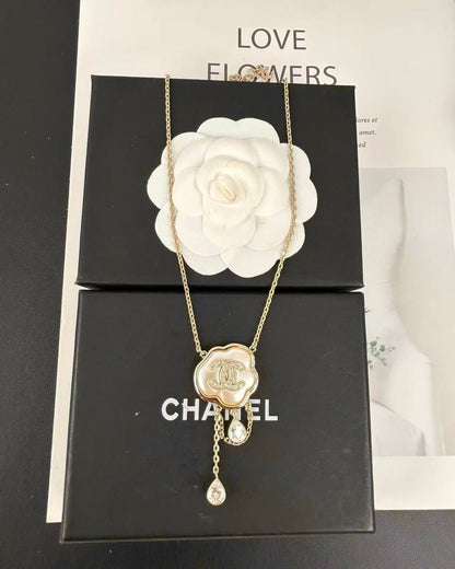 [Renovia Jewelry]Cloud Pearl Mother-of-Pearl Diamond Chain Pendant Necklace