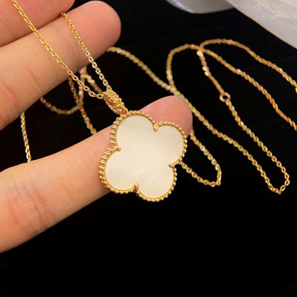 [Renovia Jewelry]CLOVER 25MM MOP LARGE PENDANT NECKLACE