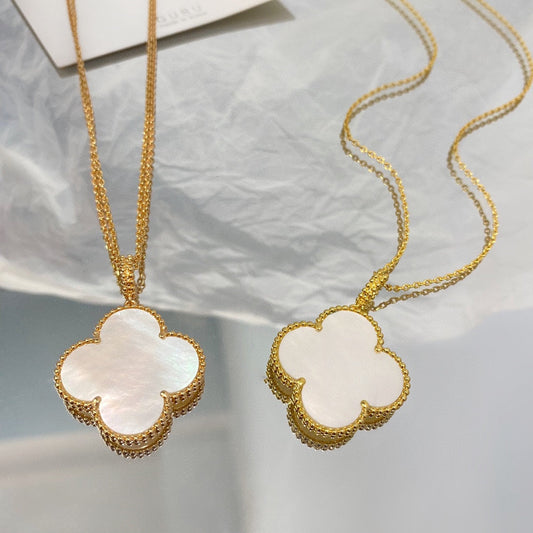 [Renovia Jewelry]CLOVER 25MM MOP LARGE PENDANT NECKLACE