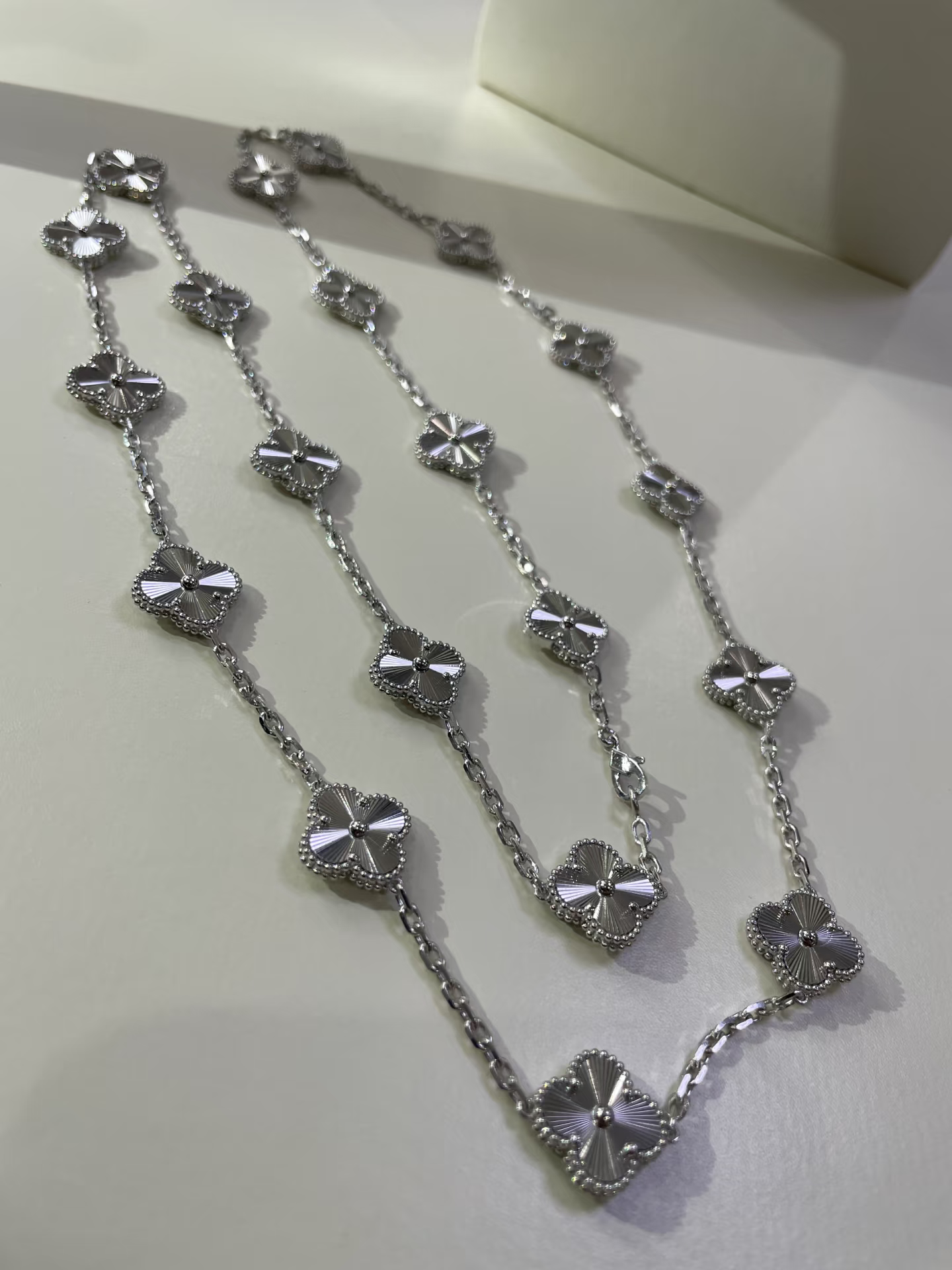 [Renovia Jewelry]CLOVER 20 MOTIFS SILVER LASER