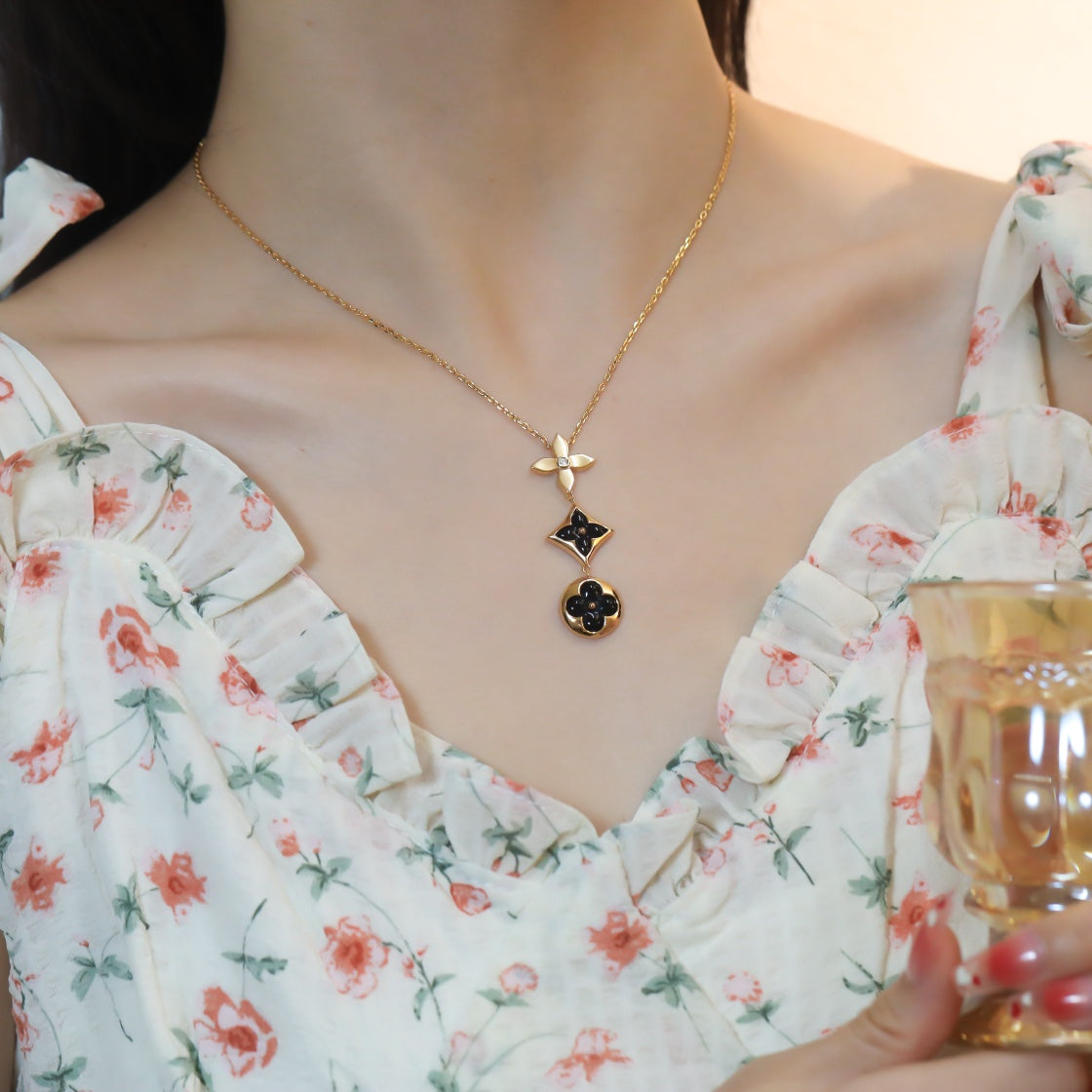 [Renovia Jewelry]STAR AND SUN ONYX PINK GOLD NECKLACE