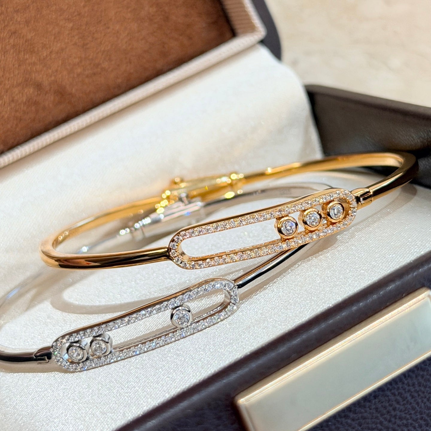 [Renovia Jewelry]Move Pavé Diamond Bangle Bracelet M