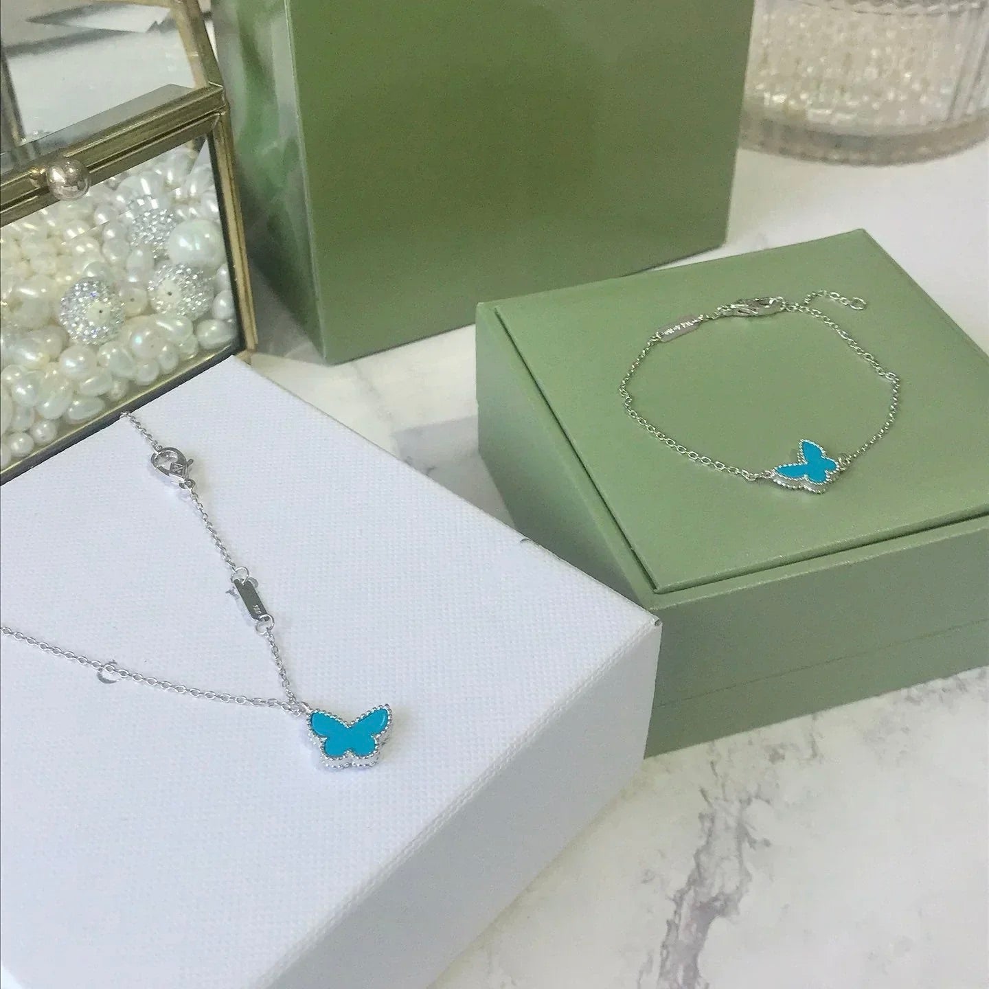 [Renovia Jewelry]BUTTERFLY TURQUOISE BUTTERFLY BRACELET SILVER