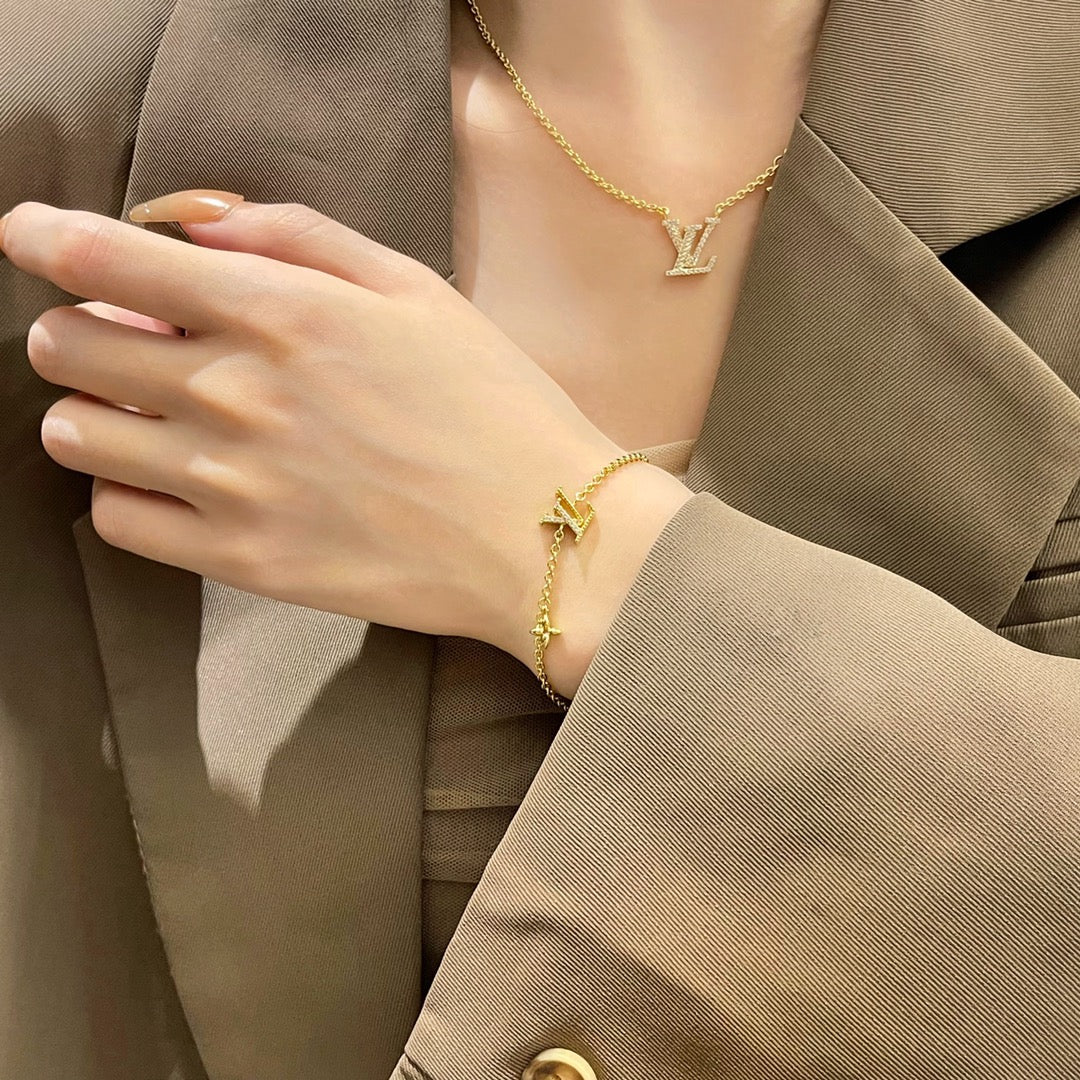 [Renovia Jewelry]LOGO STAR MOTIF GOLD BRACELET