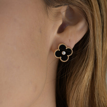 [Renovia Jewelry]CLOVER MEDIUM 1 MOTIFS ONYX DIAMOND EARRINGS
