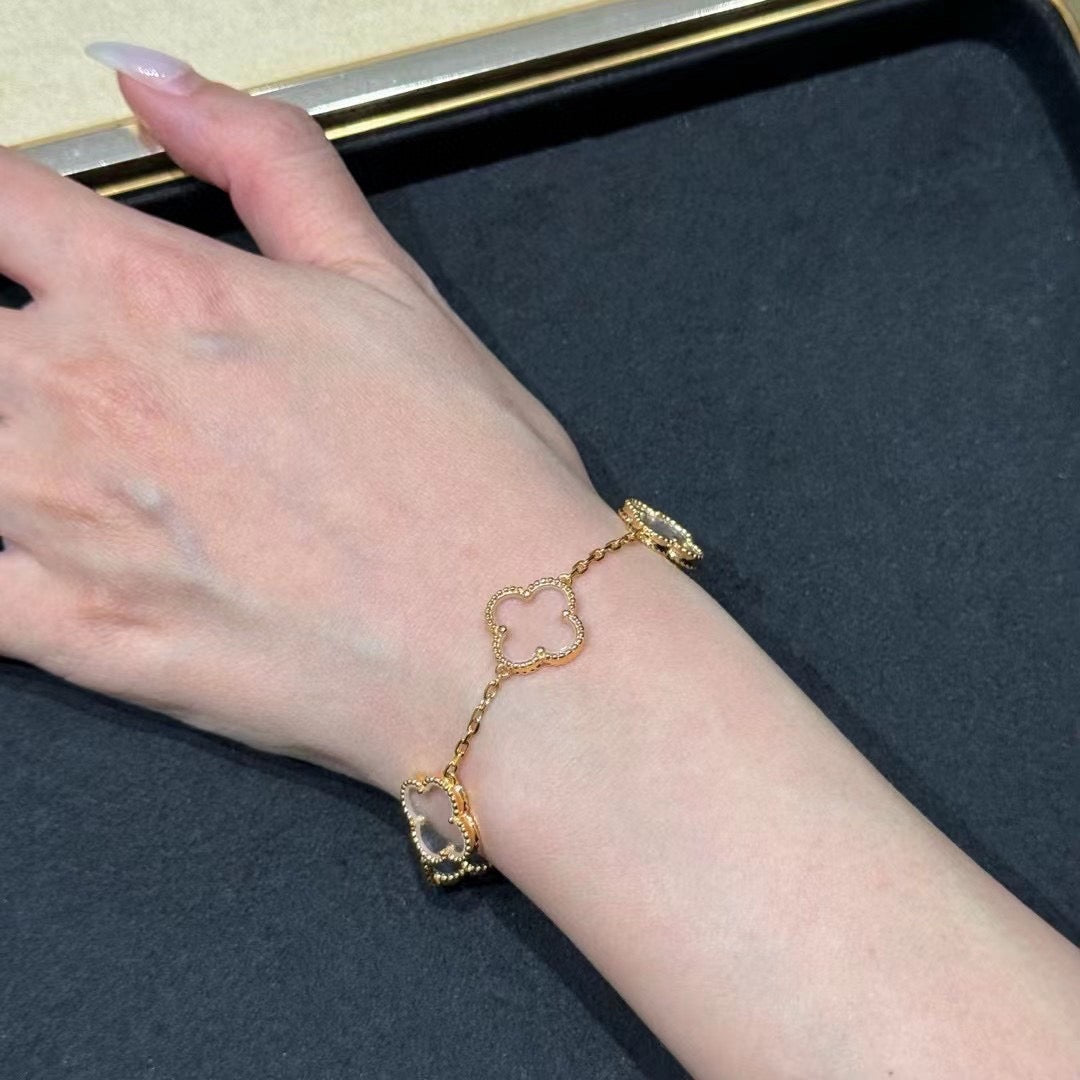[Renovia Jewelry]CLOVER 5 MOTIF ROCK CRYSTAL BRACELET