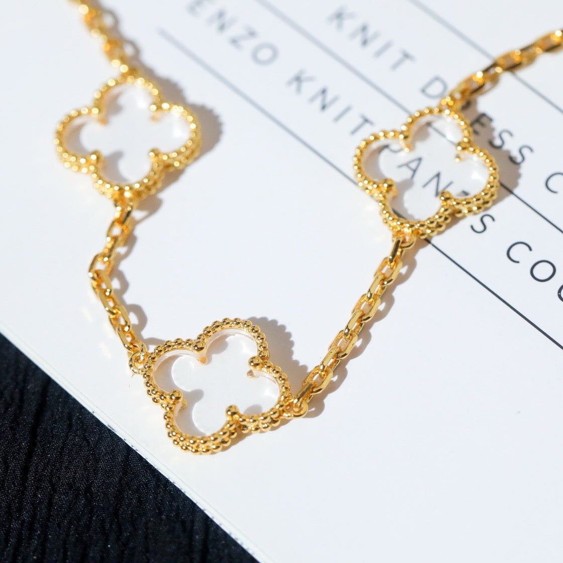 [Renovia Jewelry]CLOVER 5 MOTIF ROCK CRYSTAL BRACELET
