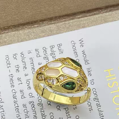 [Renovia Jewelry]BRAND NEW ASSORTED SNAKE HEAD MOTHER OF PEARL RINGS