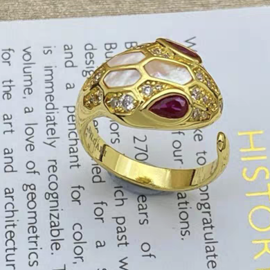 [Renovia Jewelry]BRAND NEW ASSORTED SNAKE HEAD MOTHER OF PEARL RINGS