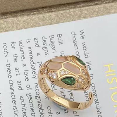 [Renovia Jewelry]BRAND NEW ASSORTED SNAKE HEAD MOTHER OF PEARL RINGS
