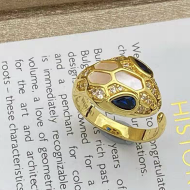 [Renovia Jewelry]BRAND NEW ASSORTED SNAKE HEAD MOTHER OF PEARL RINGS