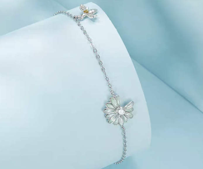 Bee And Daisy Bracelet