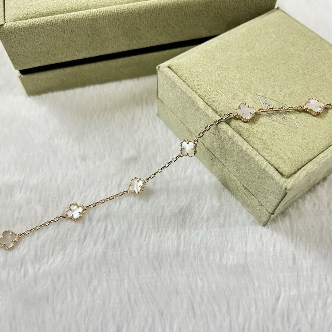 [Renovia Jewelry]CLOVER 6 MOTIF WHITE MOP BRACELET