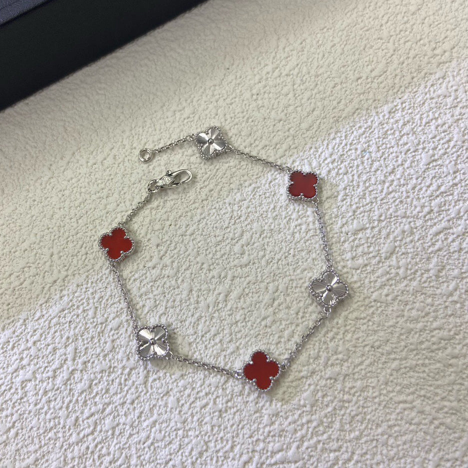 [Renovia Jewelry]CLOVER 6 MOTIF RED AGATE LASER BRACELET