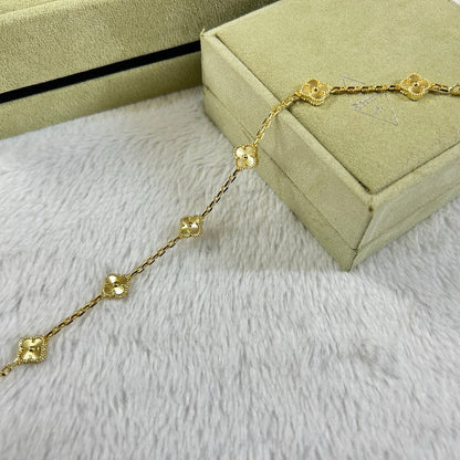 [Renovia Jewelry]CLOVER 6 MOTIF DIAMOND BRACELET