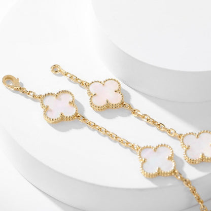 [Renovia Jewelry]CLOVER 10 MOTIFS WHITE MOTHER OF PEARL NECKLACE